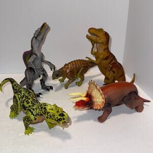 Lot Of 5 Members Mark Posable Dinosaurs Torosaurus Euoplocephalus Tyrannosaurus
